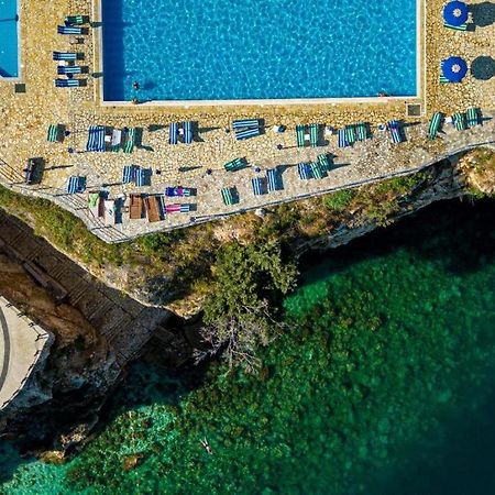 Vila Rina At Aquamarine Residence فلورا المظهر الخارجي الصورة